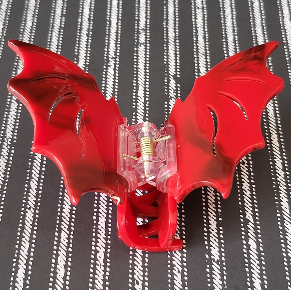 Bat Hair Clip - Picture 2 of 3